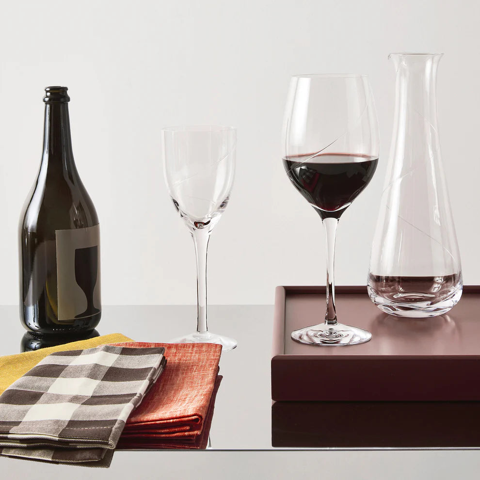 Line Red Wine